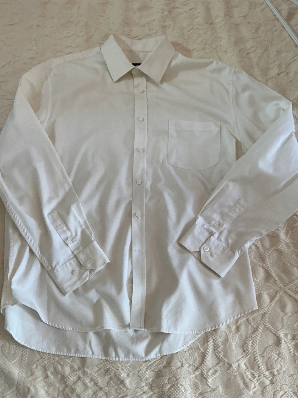 Men's White Long-Sleeve Dress Shirt with Chest Pocket
